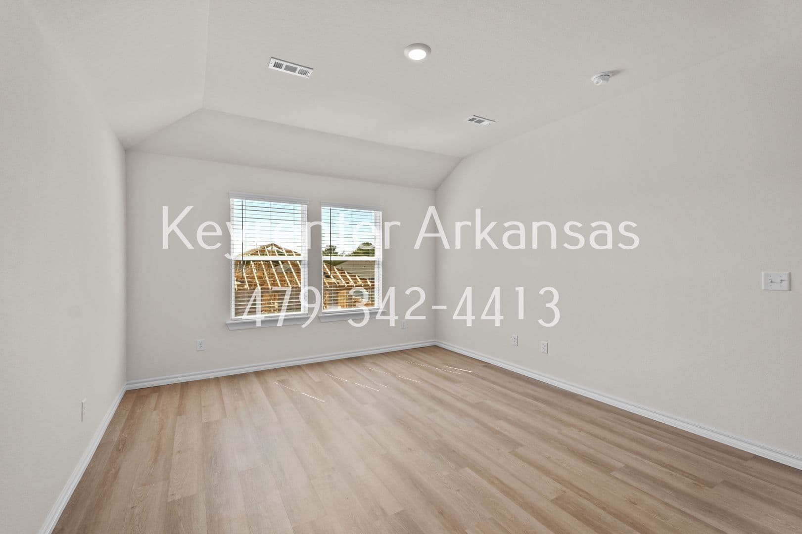 Gentry House: 1317 Bates St