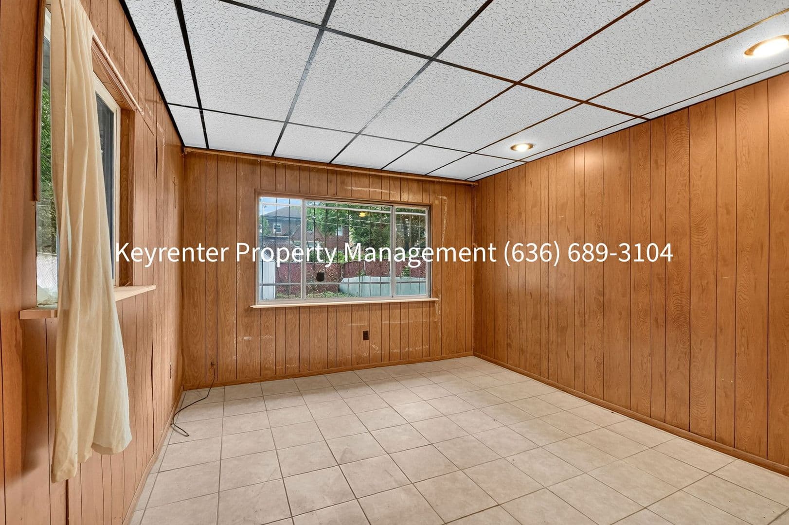 Saint Louis House: 5855 Pershing Ave