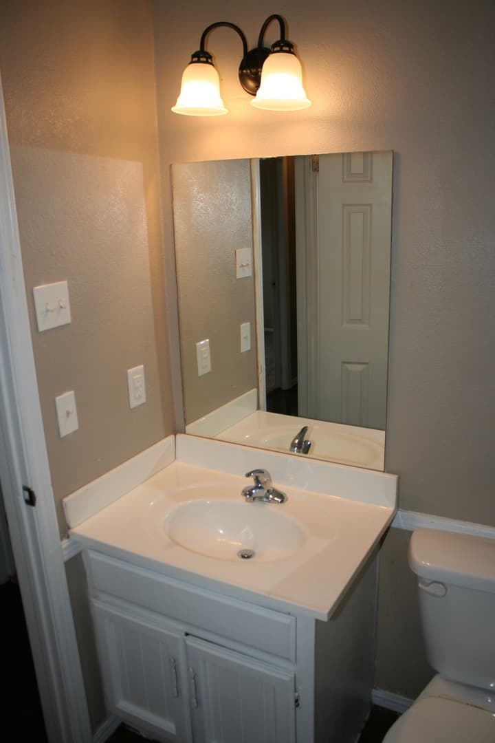 Tulsa House: 9915 E 22nd Pl