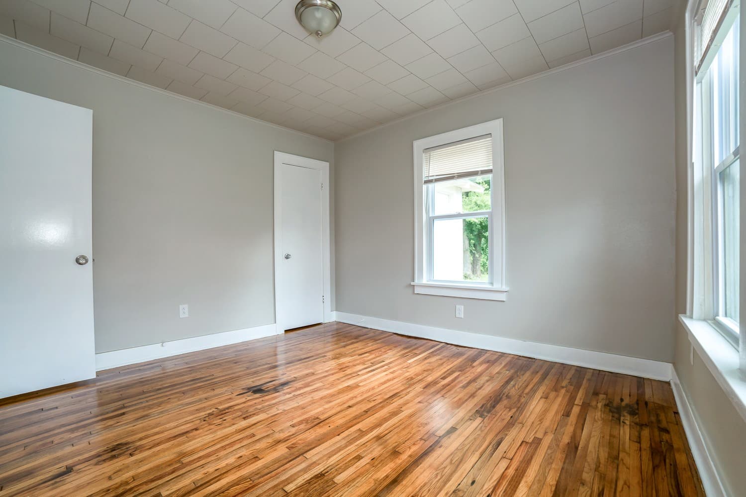 Tulsa House: 1733 E Marshall St