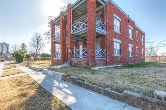 Tulsa Apartment: 1326 S Carthage Ave