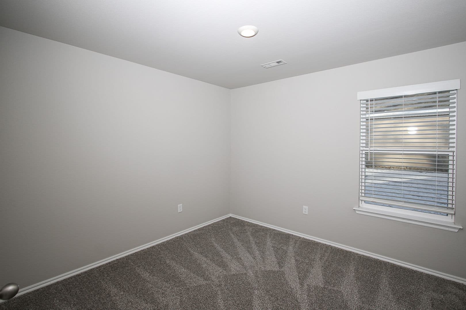 Gentry House: 606 Comanche Dr