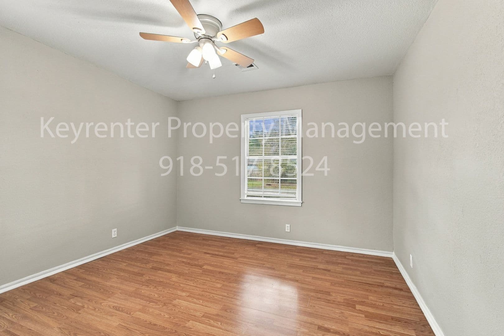 Tulsa House: 35 S Joplin Ave
