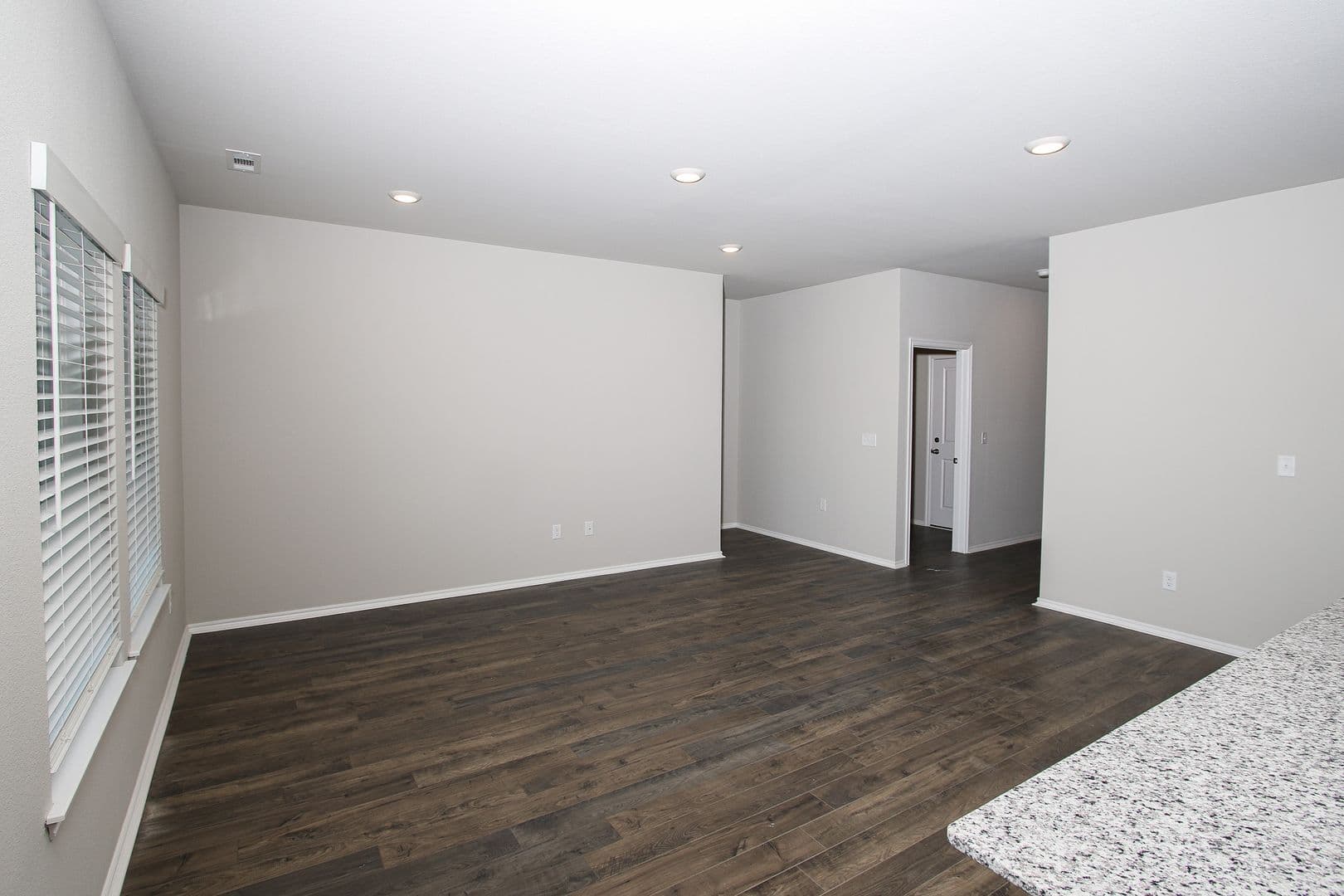 Gentry House: 606 Comanche Dr