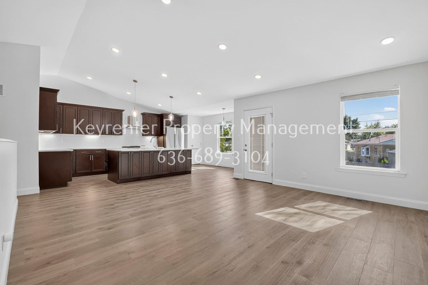 Hazelwood House: 926 Townhouse Ln