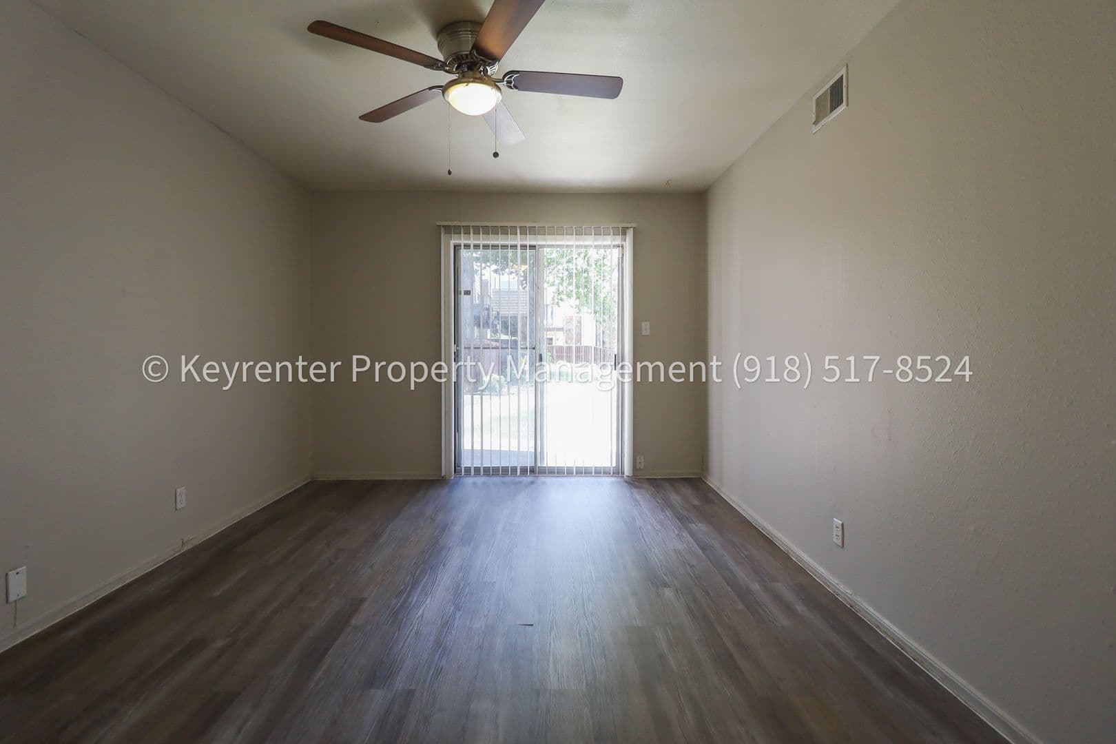 Tulsa House: 4318 E 67th St #571