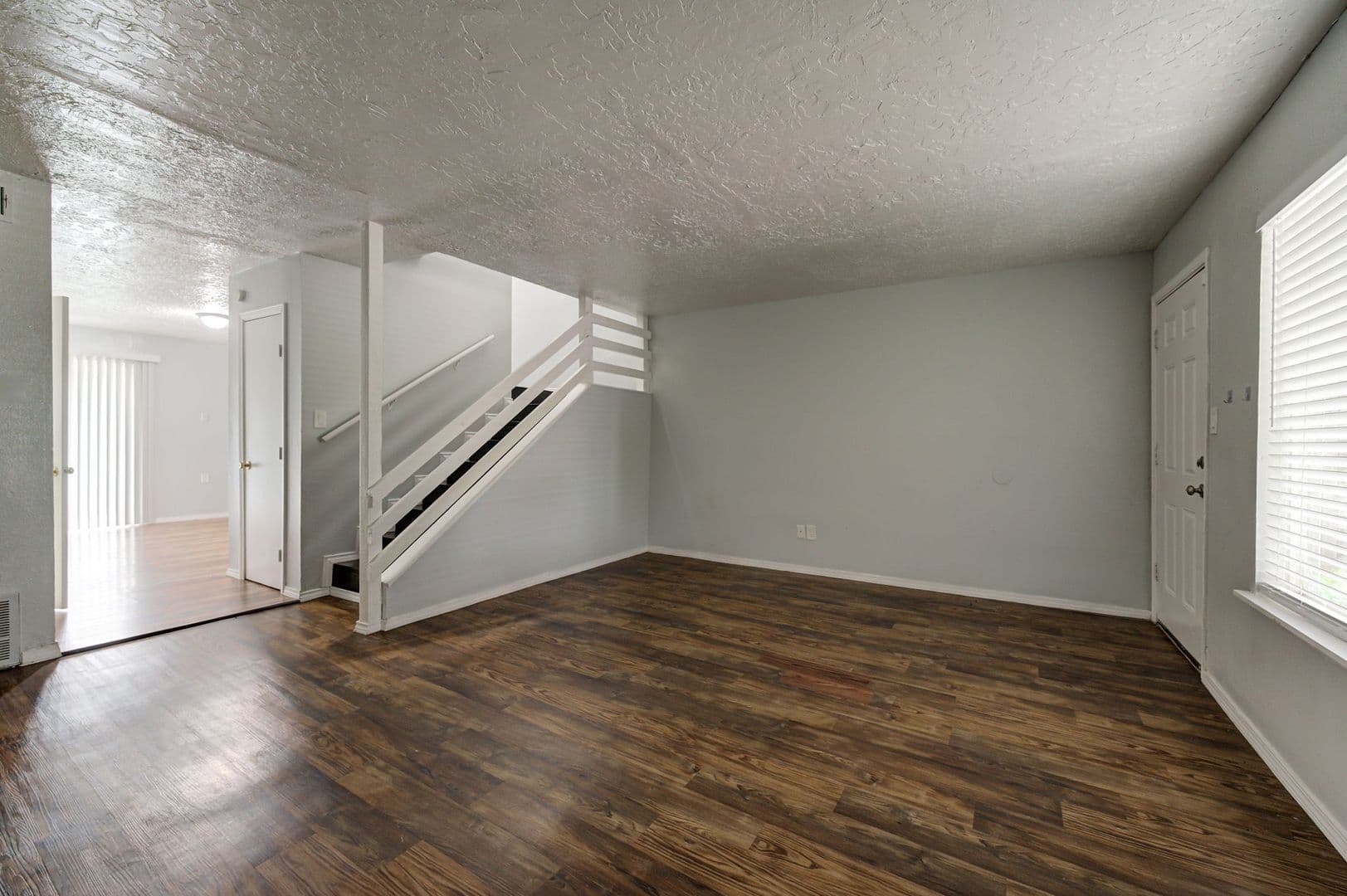 Norman Multiplex: 1709 Beaumont Dr