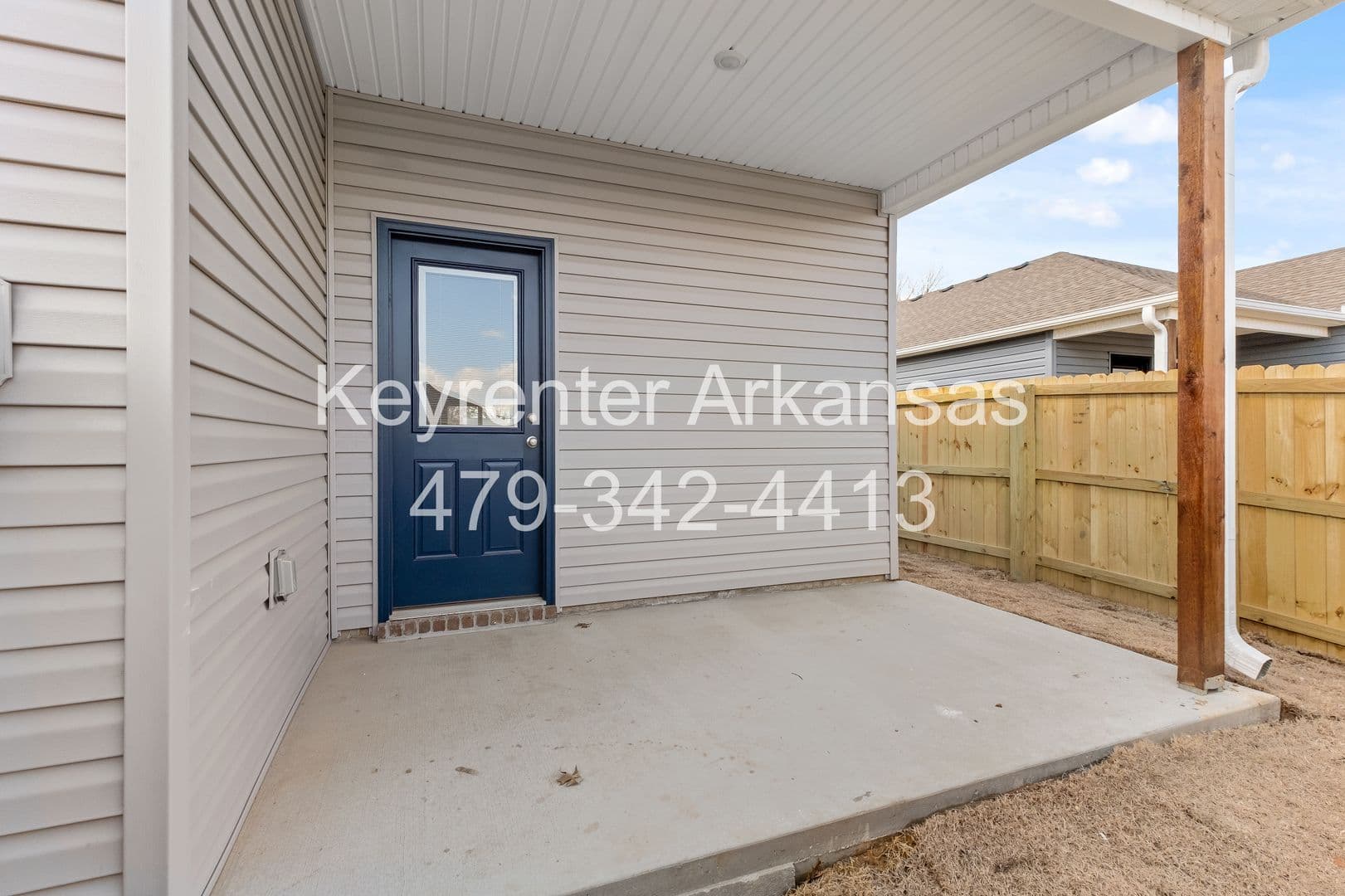Fayetteville House: 920 S Morningside Dr