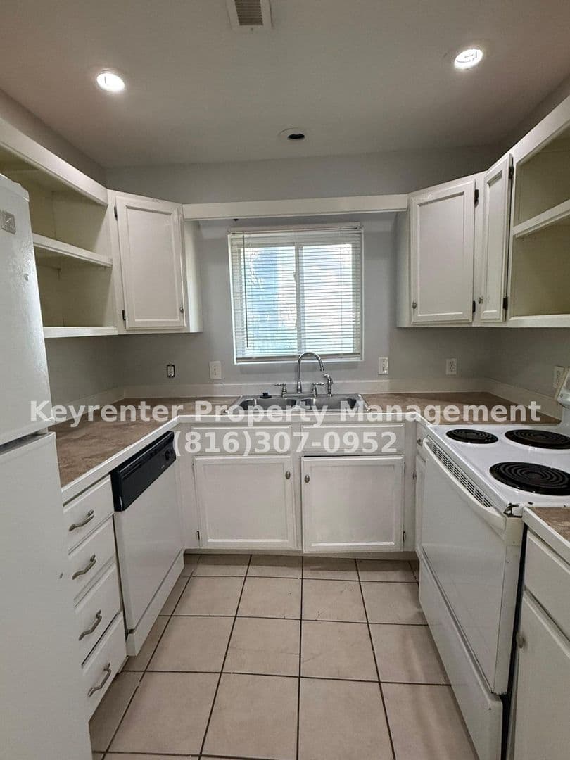 Kansas City House: 8022 Garfield Ave