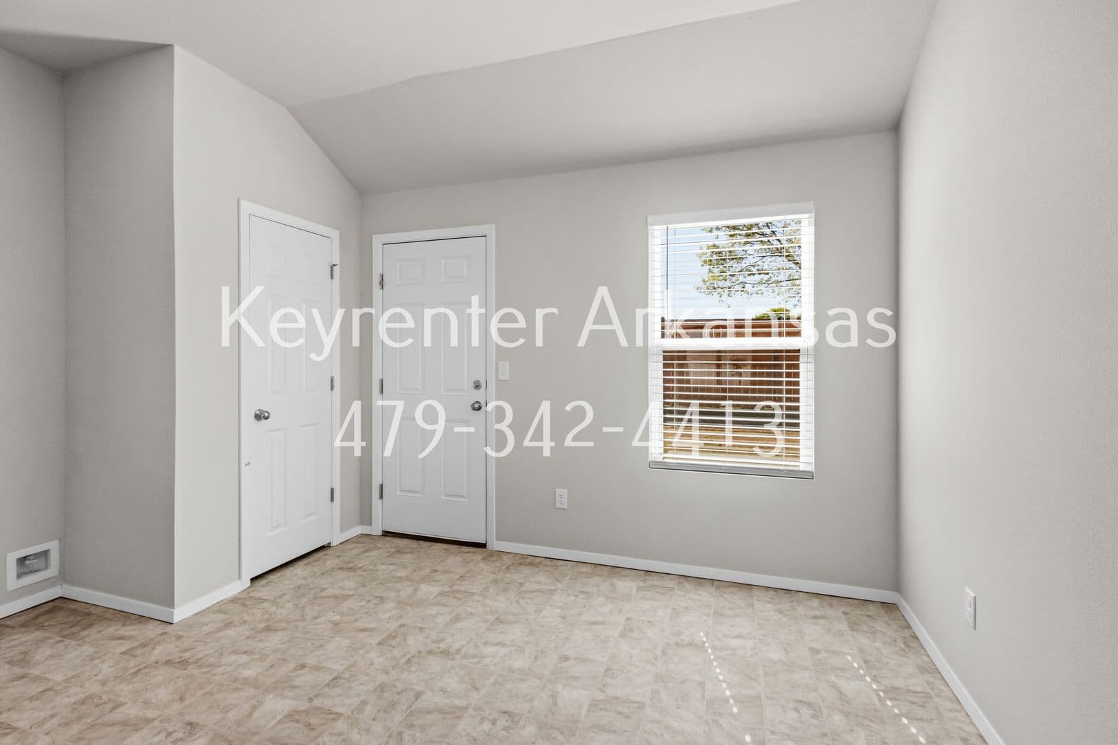 Centerton House: 801 Belhaven Rd