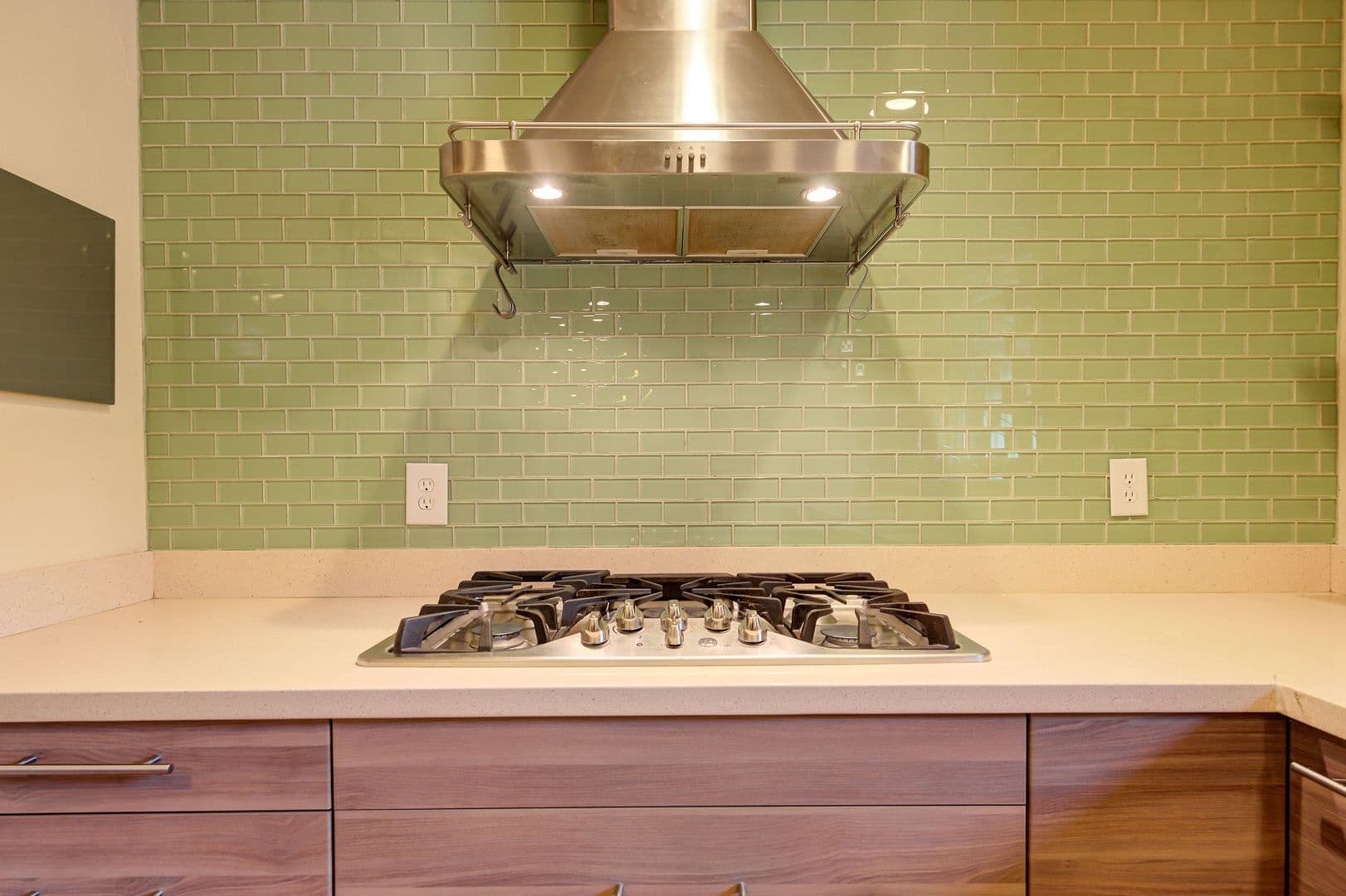 Edmond House: 2429 Cedar Oak Dr