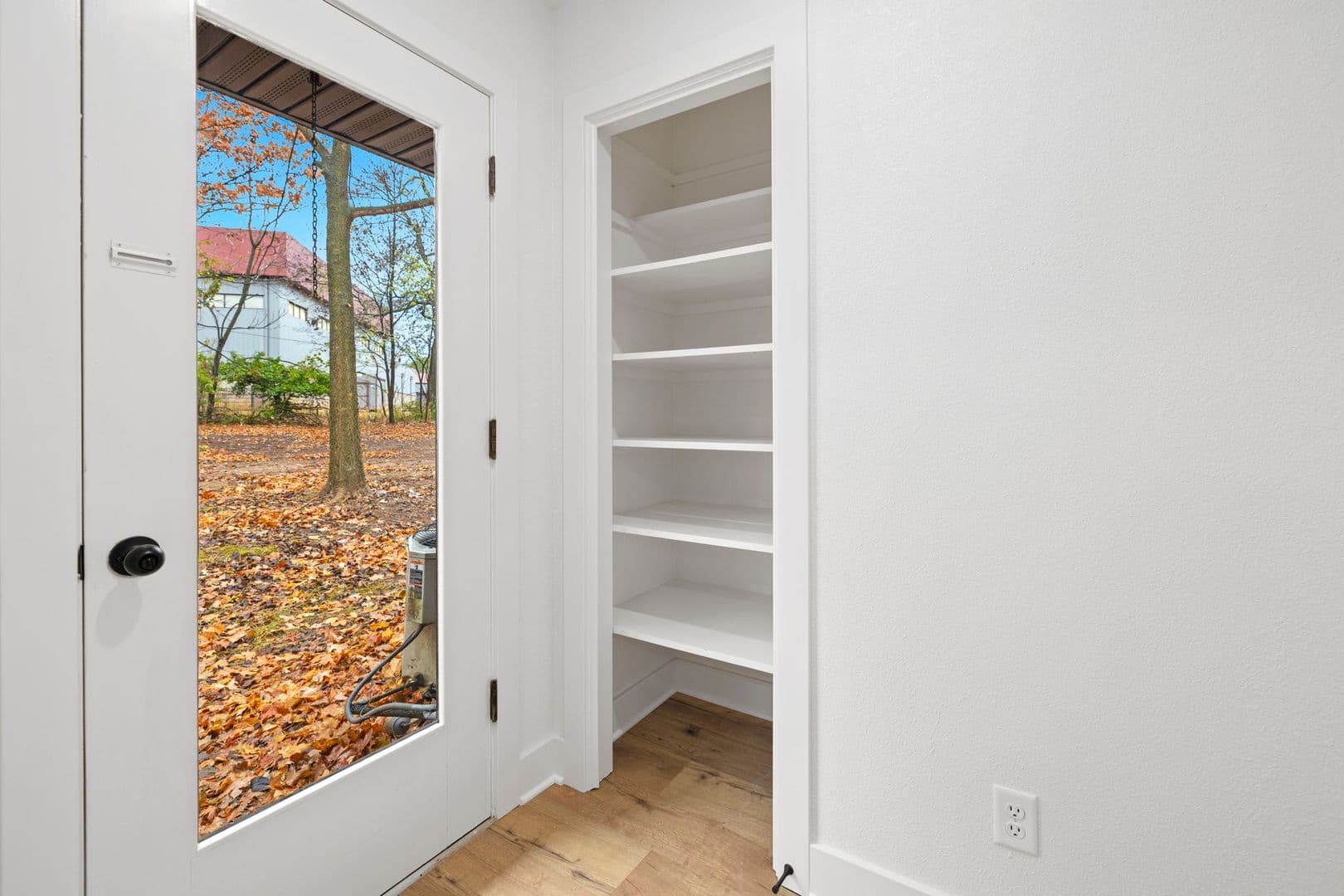 Fayetteville House: 2096 Box Ave