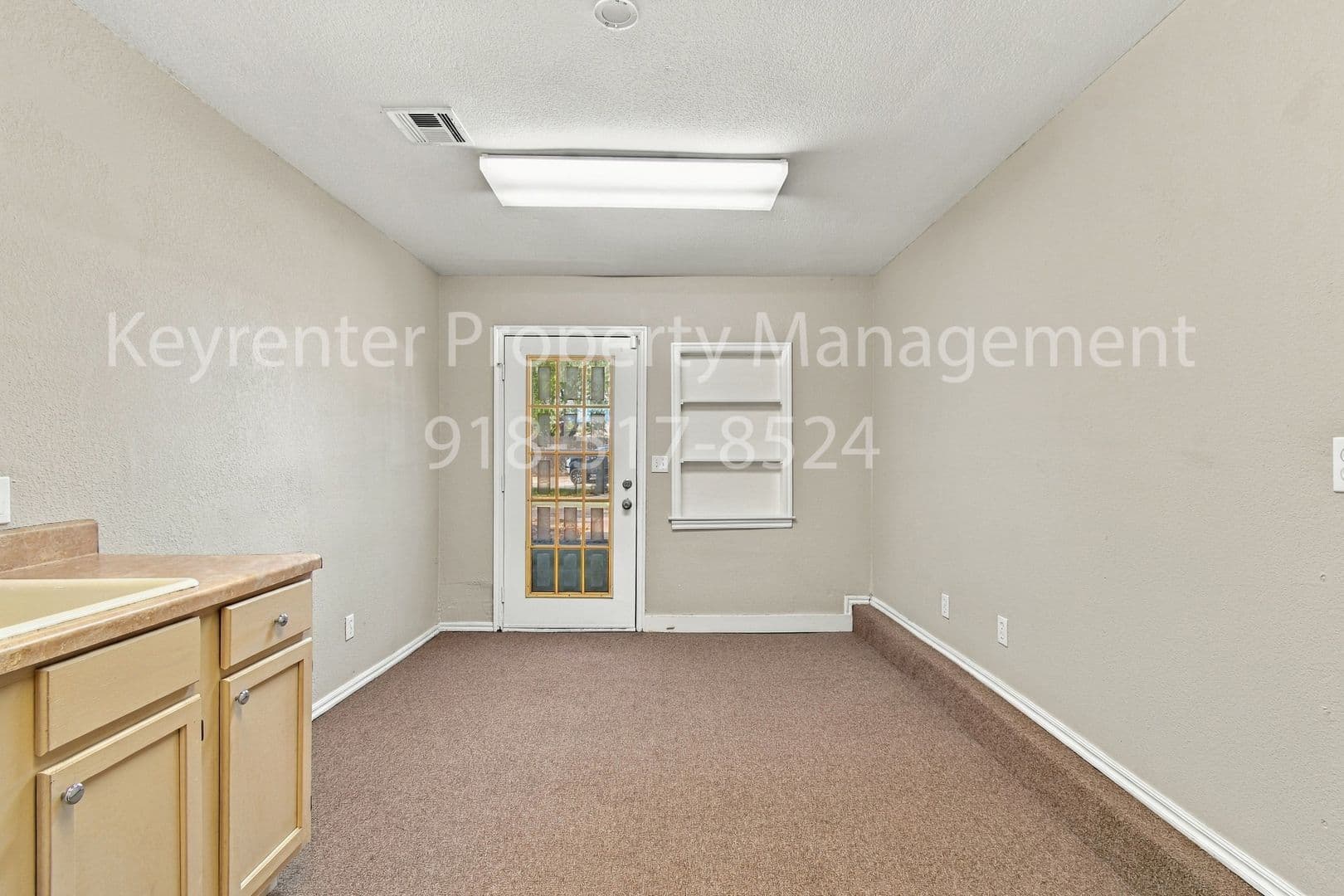 Tulsa House: 35 S Joplin Ave