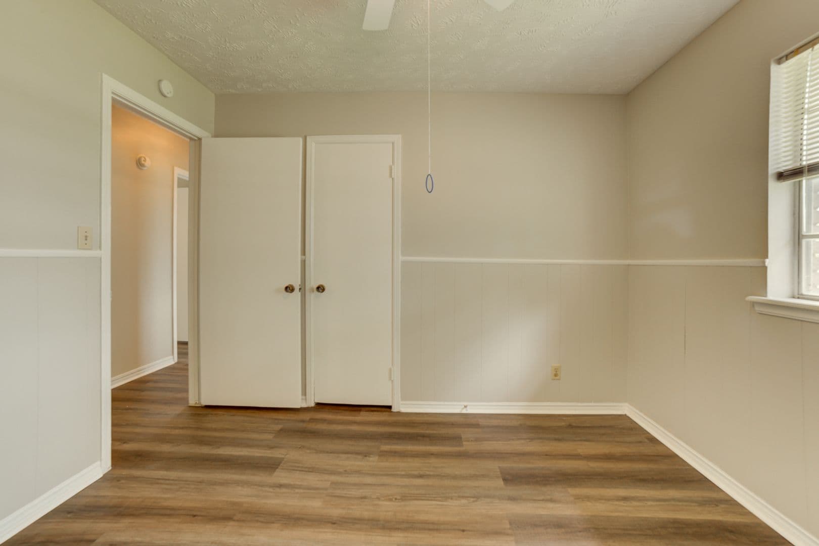 Claremore House: 1109 W 14th Pl