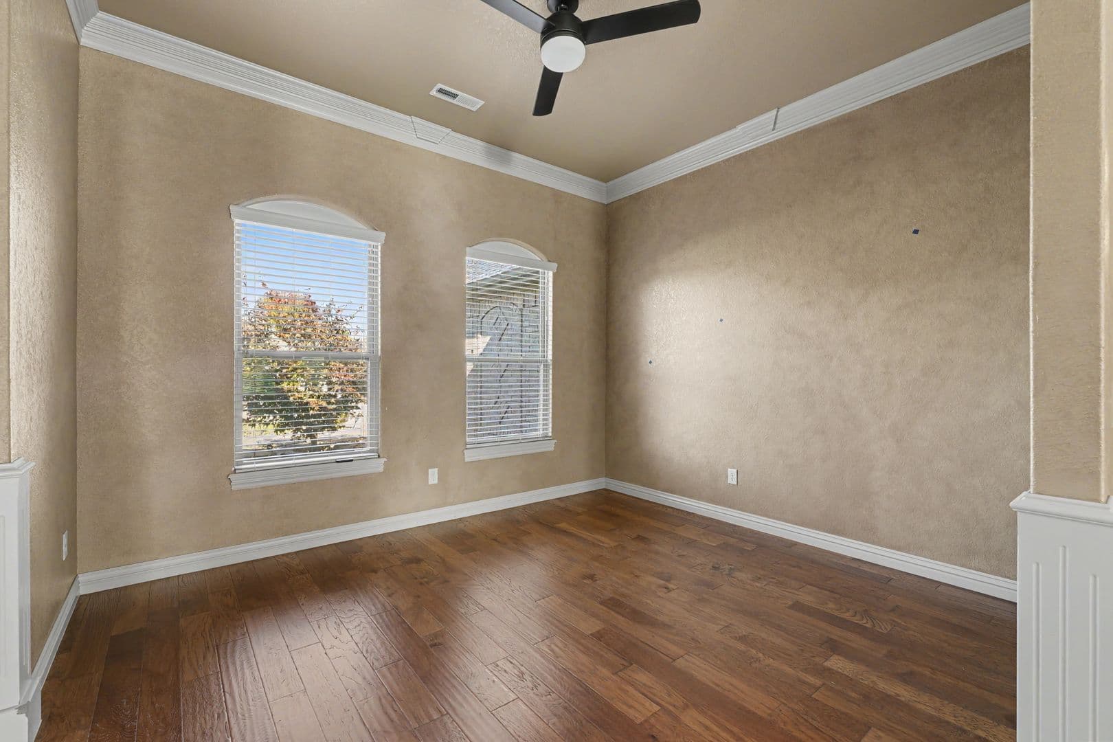 Bentonville House: 4005 SW Grace Farms Rd