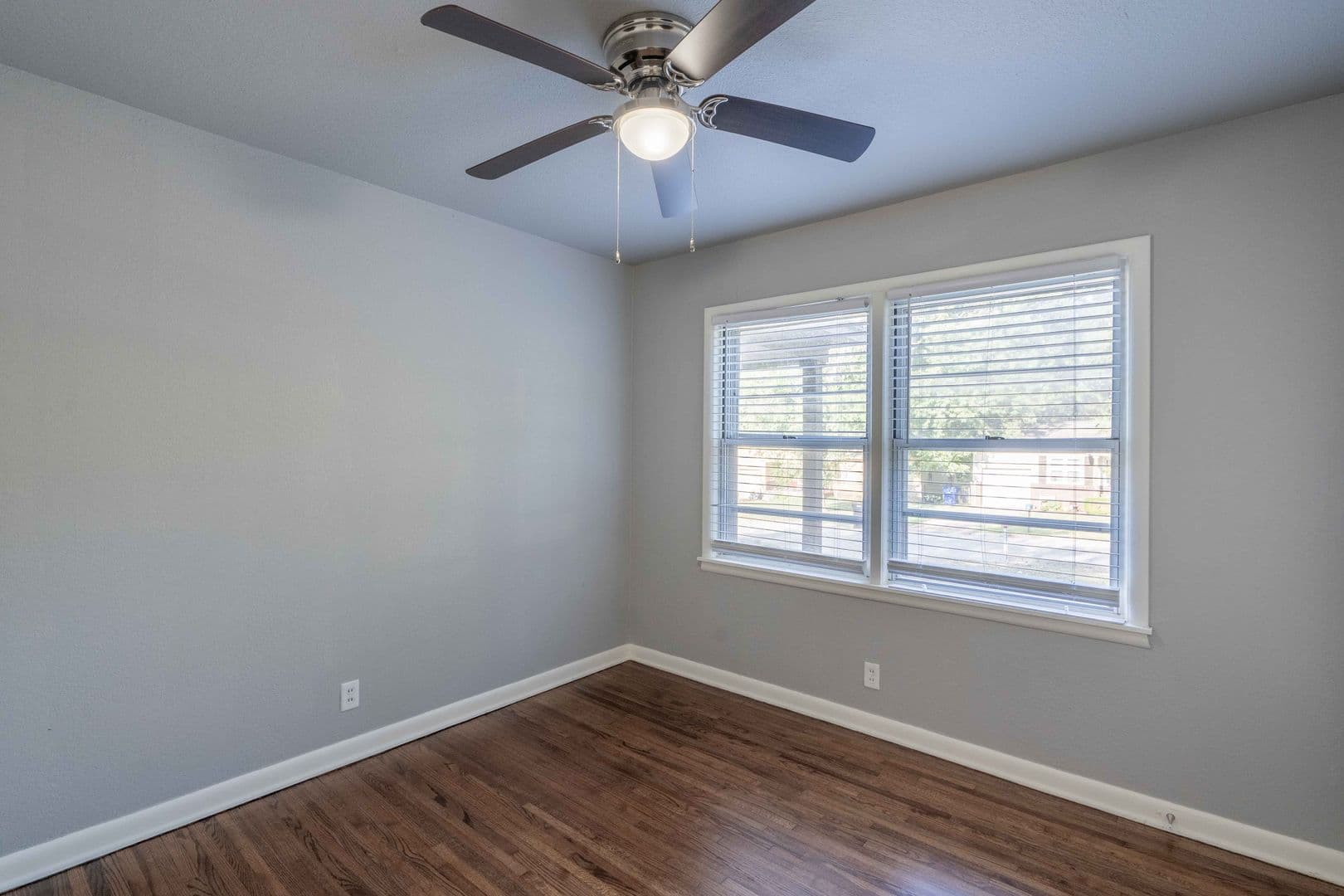 Broken Arrow House: 1618 S Ash Pl