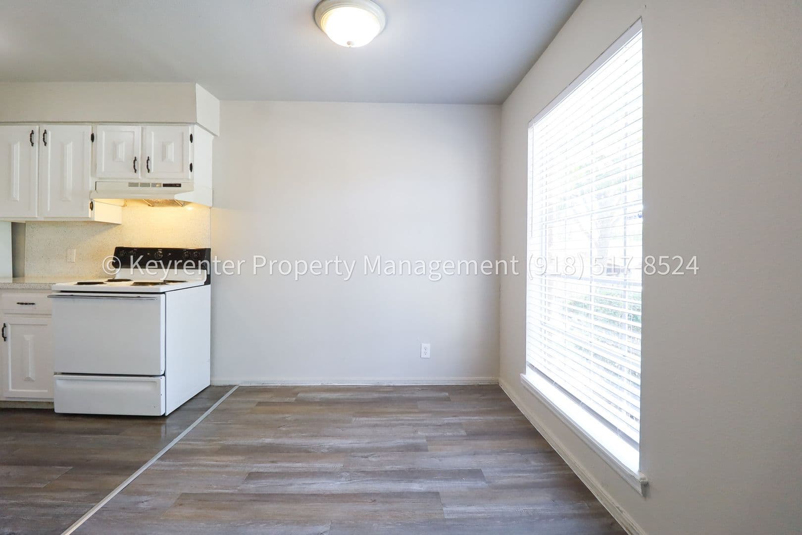 Tulsa House: 4318 E 67th St #571