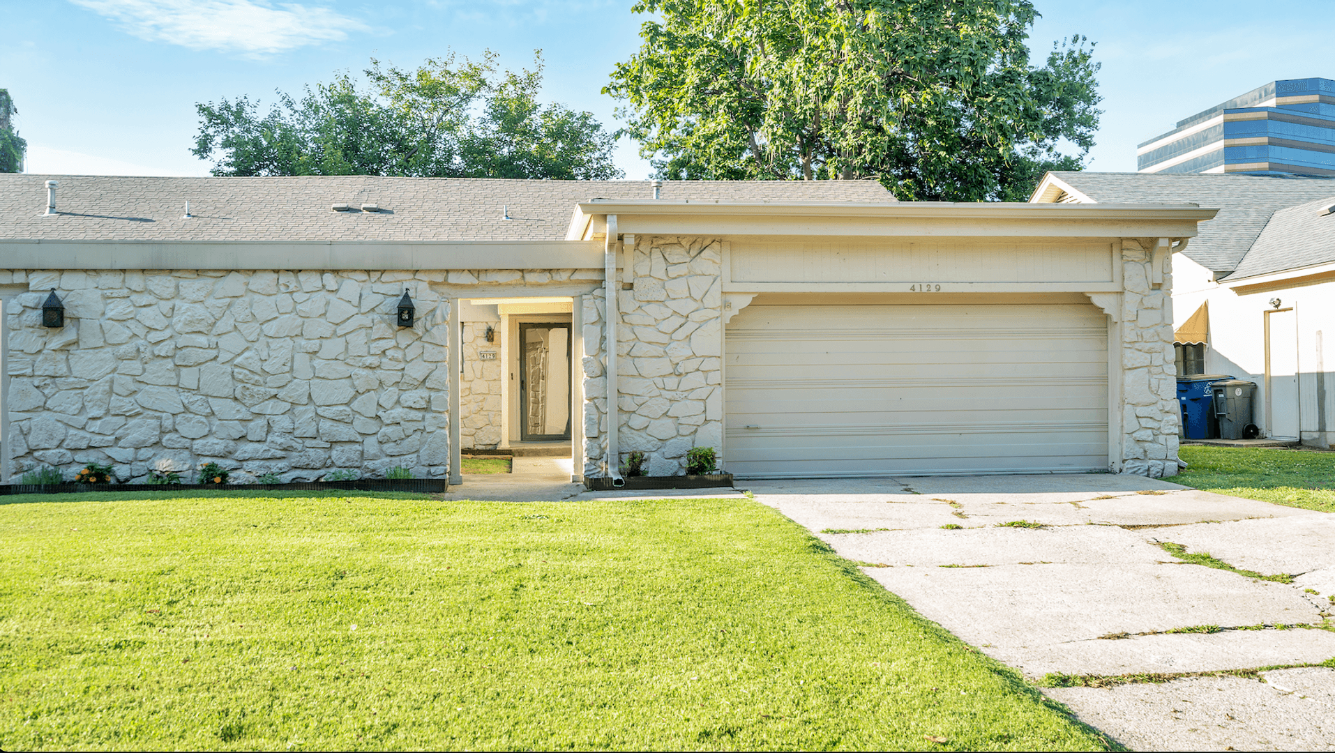 Tulsa House: 4129 E 51st Pl
