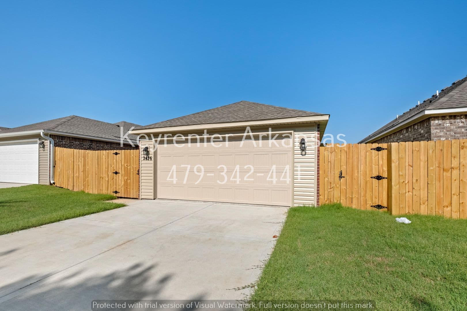 Fayetteville House: 2476 N Raven Ln