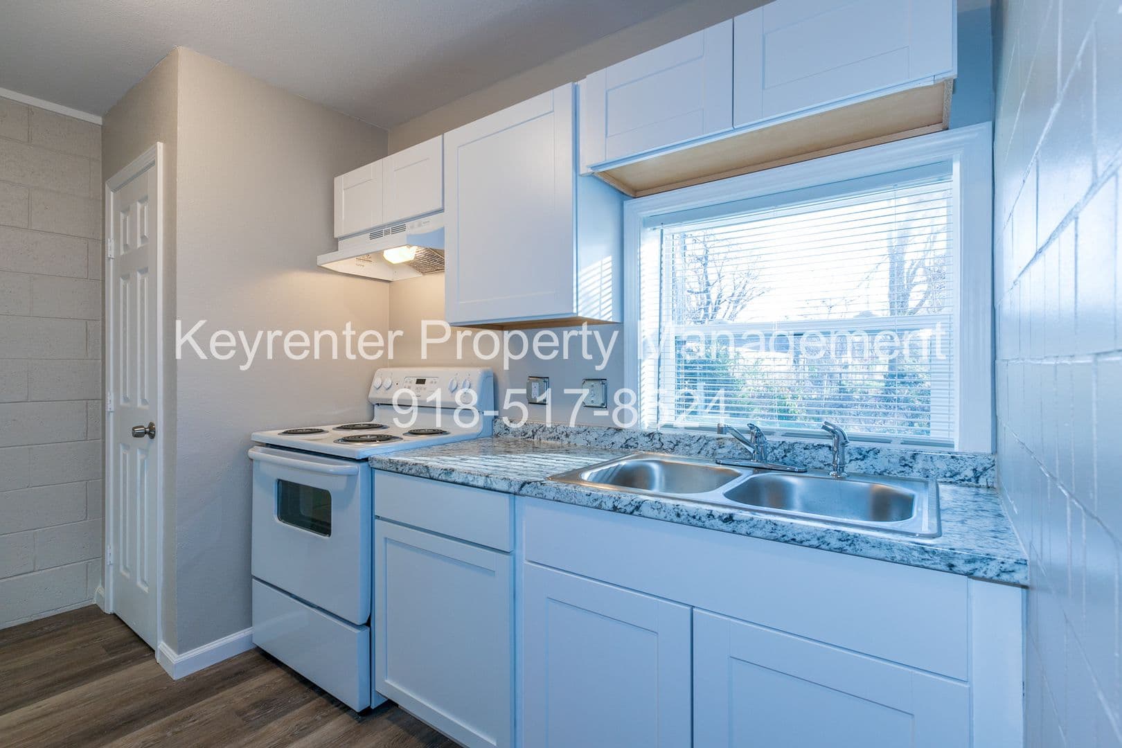 Tulsa Apartment: 1345 N Lewis Pl