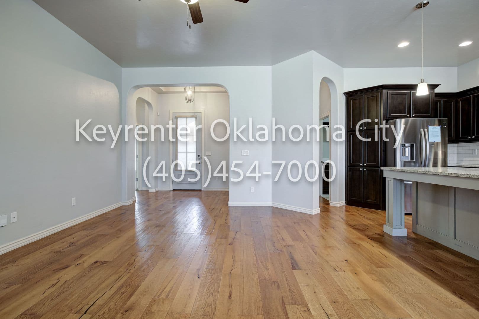 Moore House: 1801 NE 25th St