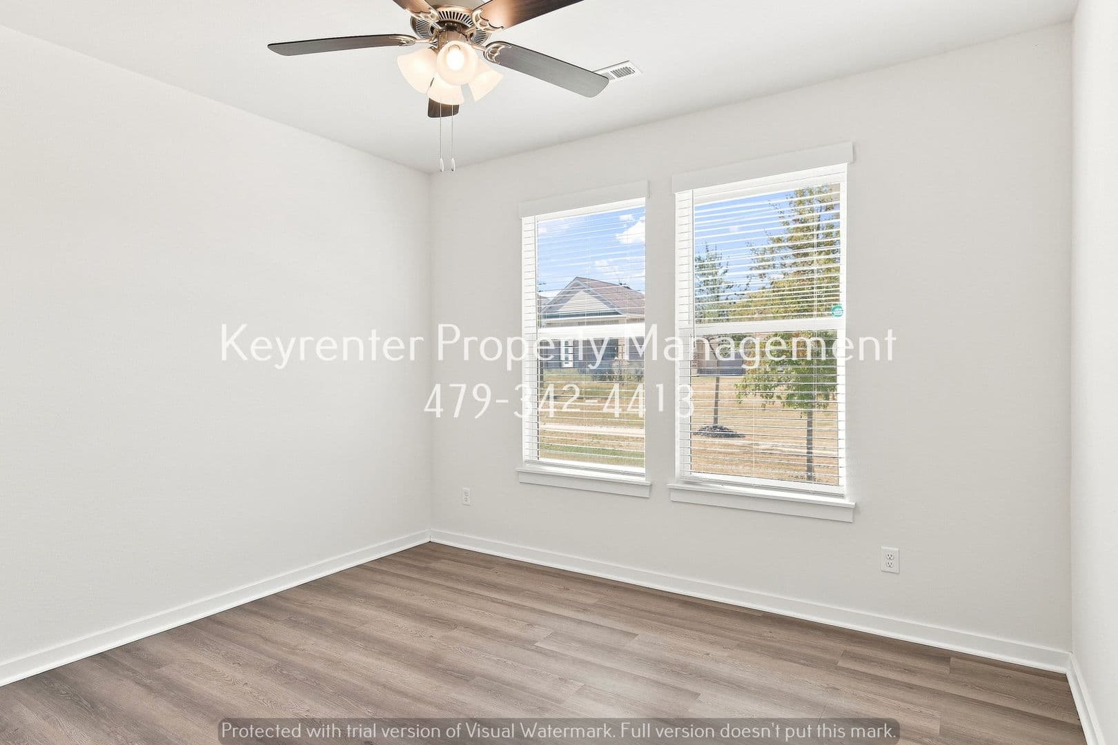 Fayetteville House: 4802 W Planetree St