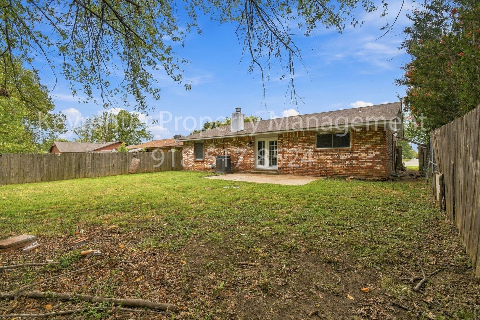 Broken Arrow House: 1201 S Gum Ave