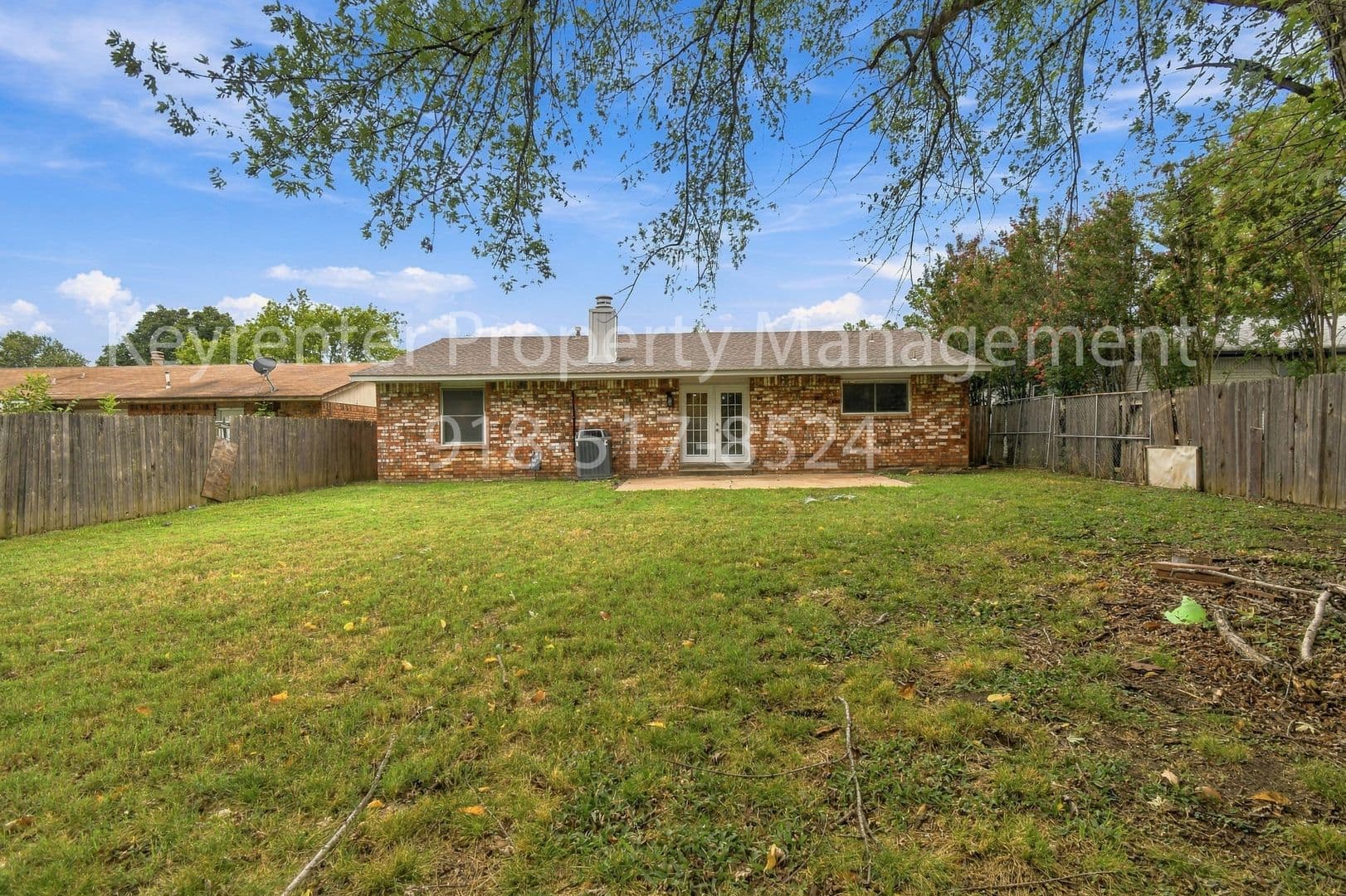 Broken Arrow House: 1201 S Gum Ave