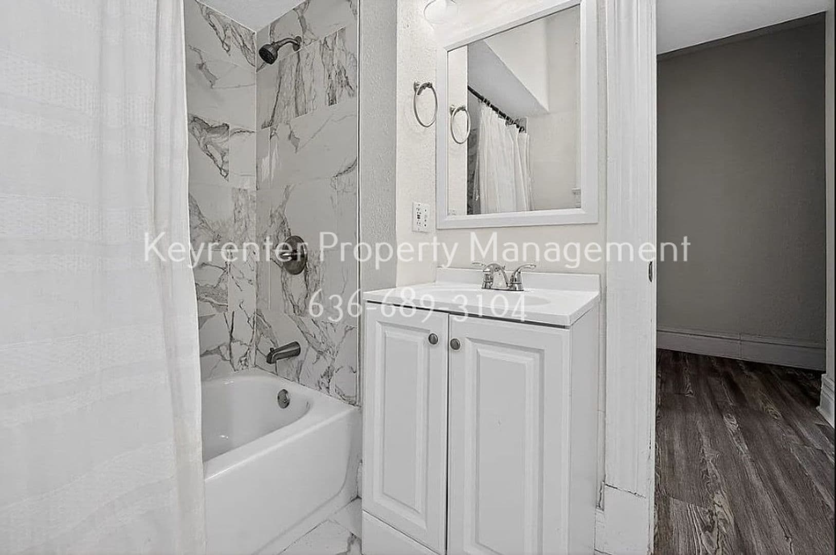 Saint Louis House: 2918 Sidney St