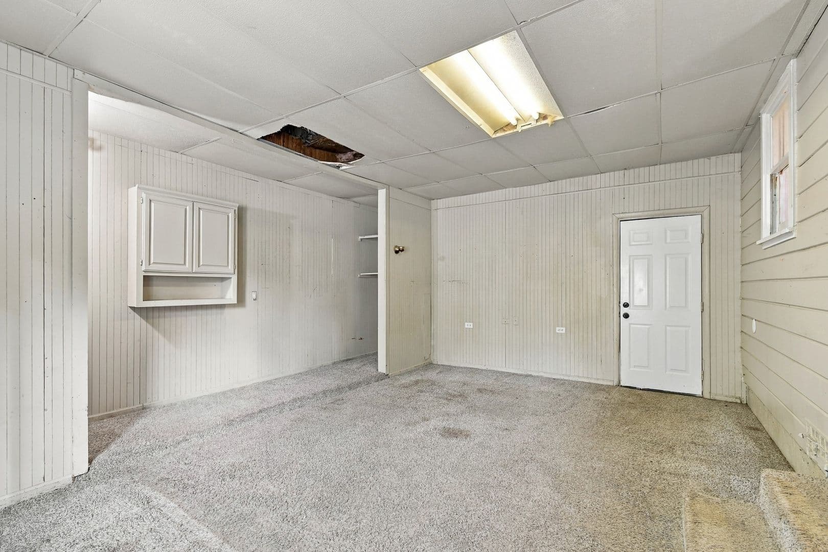 Bartlesville House: 504 SE Elmhurst Ave