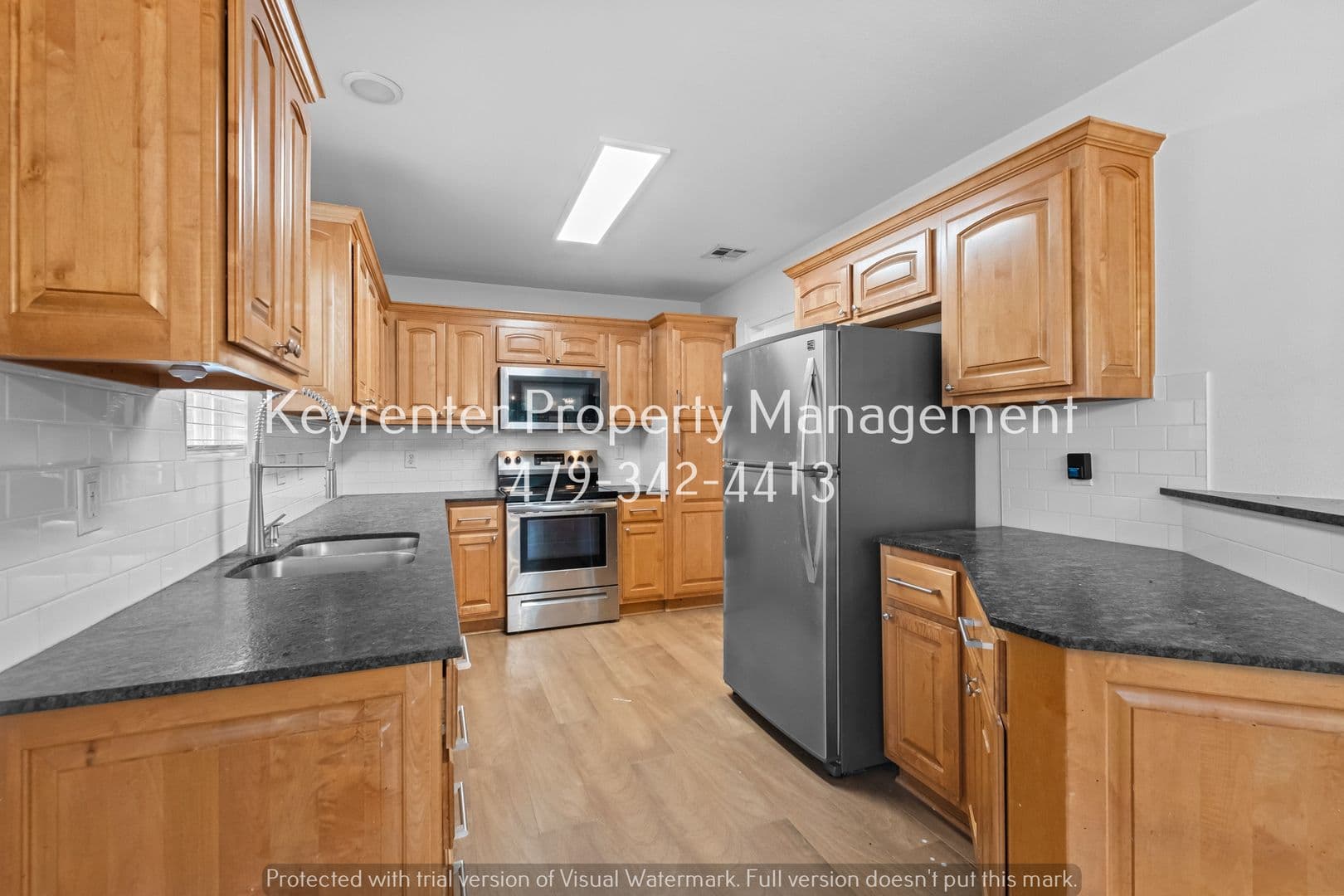 Bentonville House: 3703 Surrey Ave