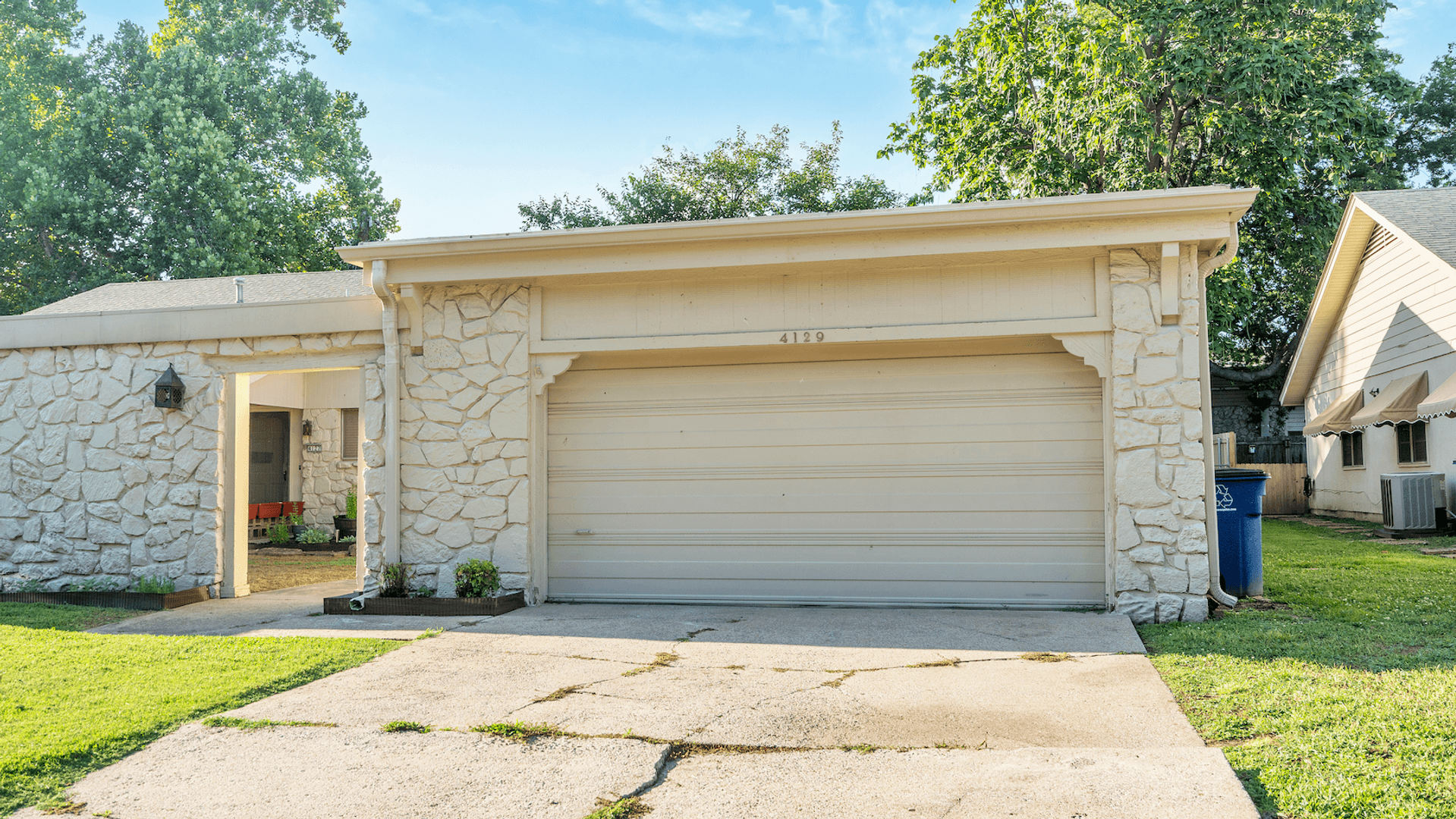 Tulsa House: 4129 E 51st Pl