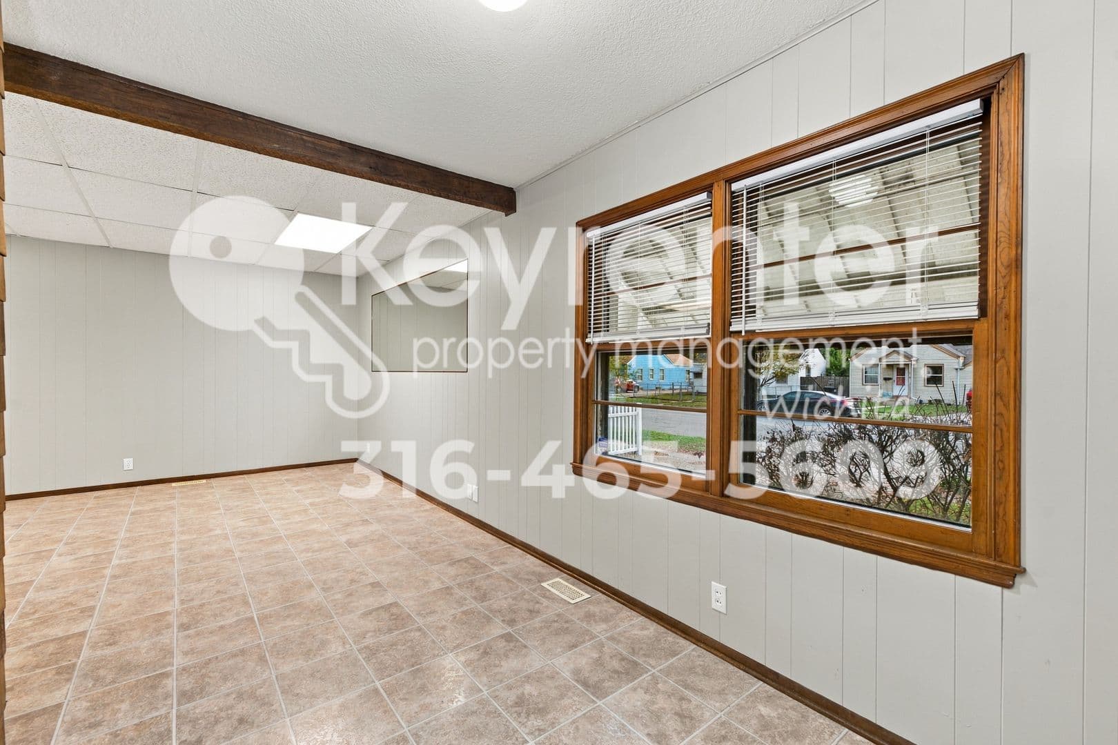 Wichita House: 1731 S Washington Ave