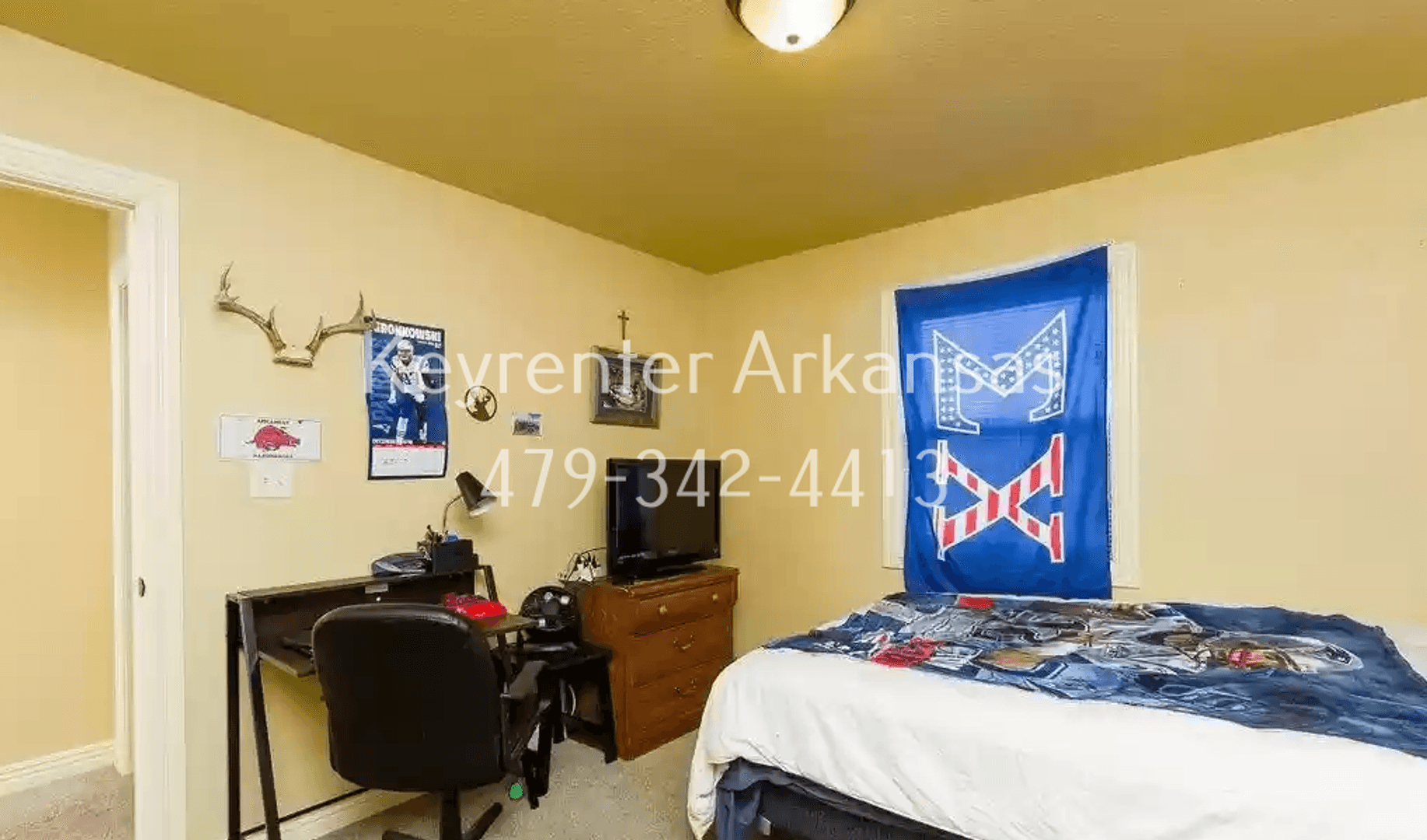 Fayetteville House: 1144 N Vista Pl