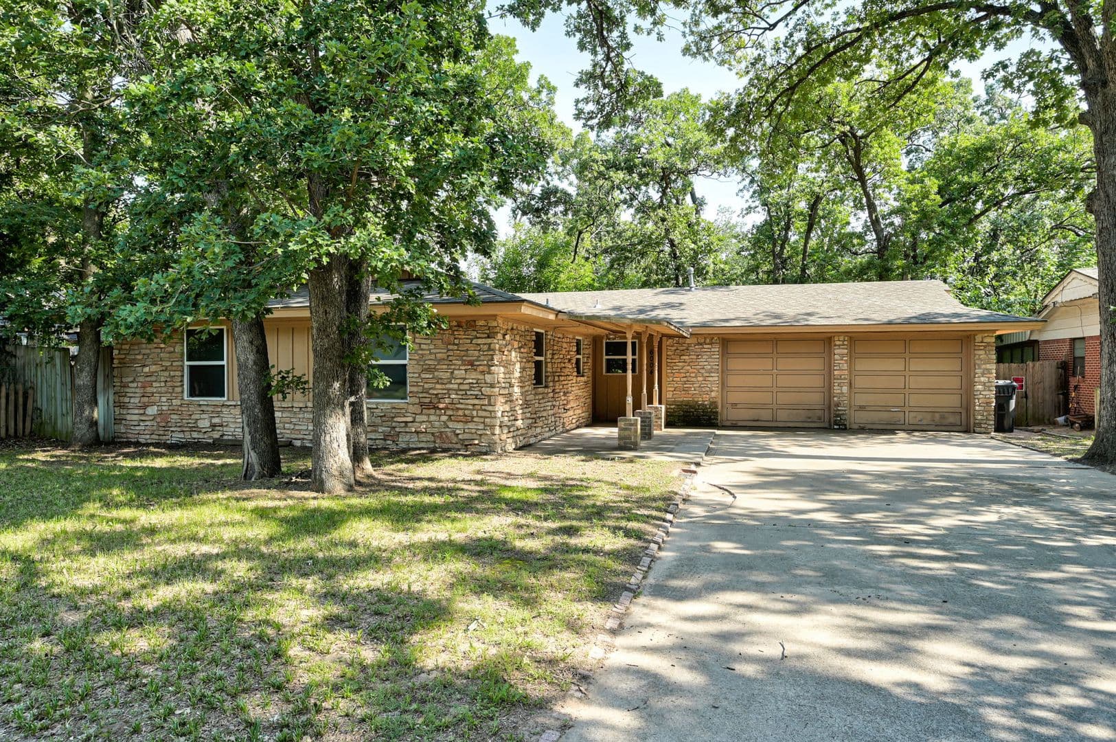 Oklahoma City House: 6004 NW 27th St