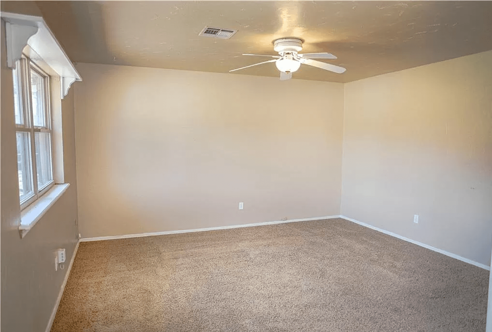 Del City House: 204 Vickie Dr