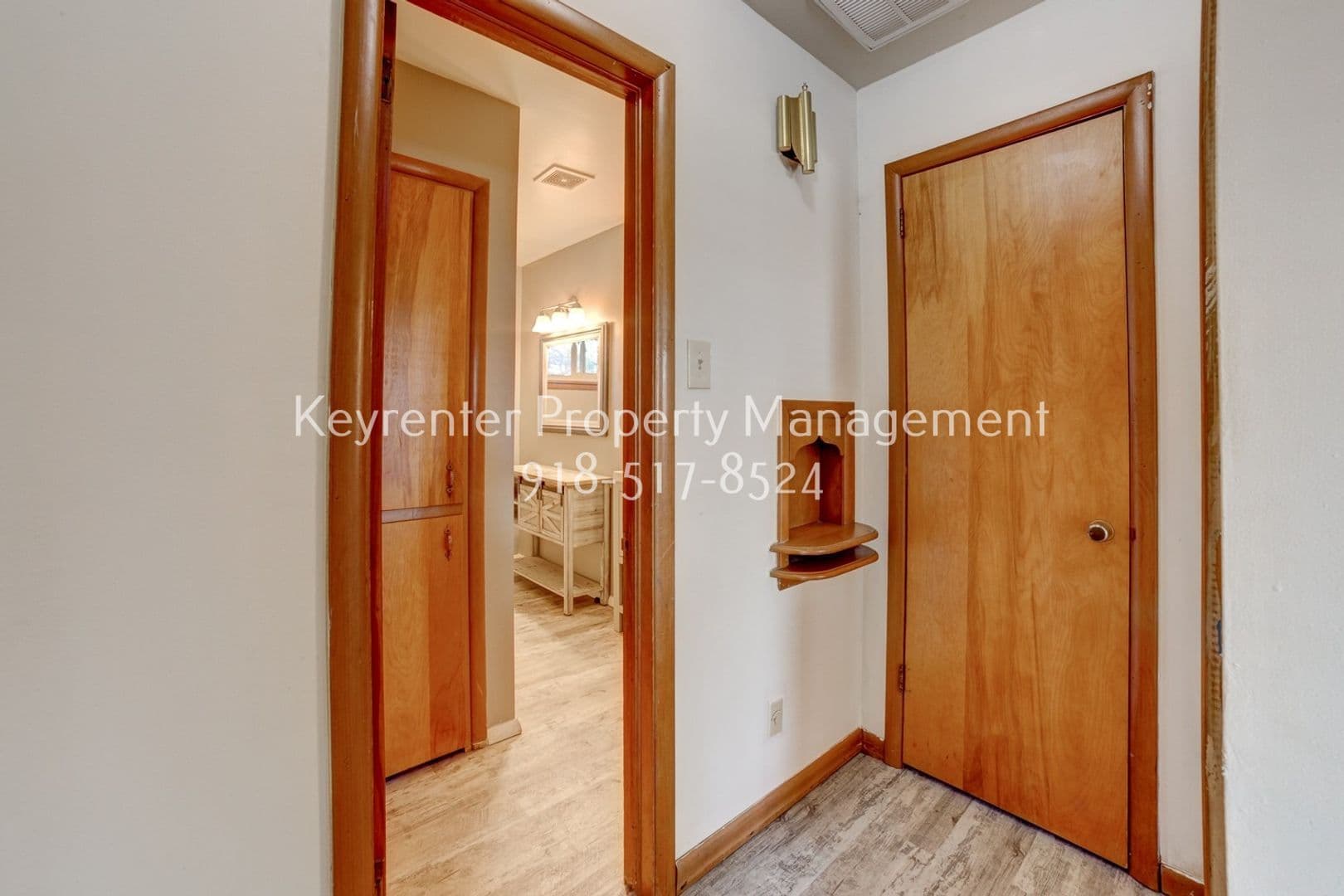 Tulsa House: 5548 S Owasso Ave