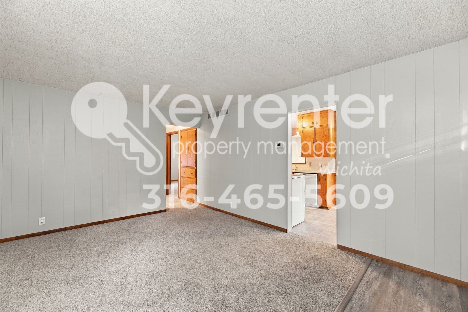 Wichita House: 1731 S Washington Ave
