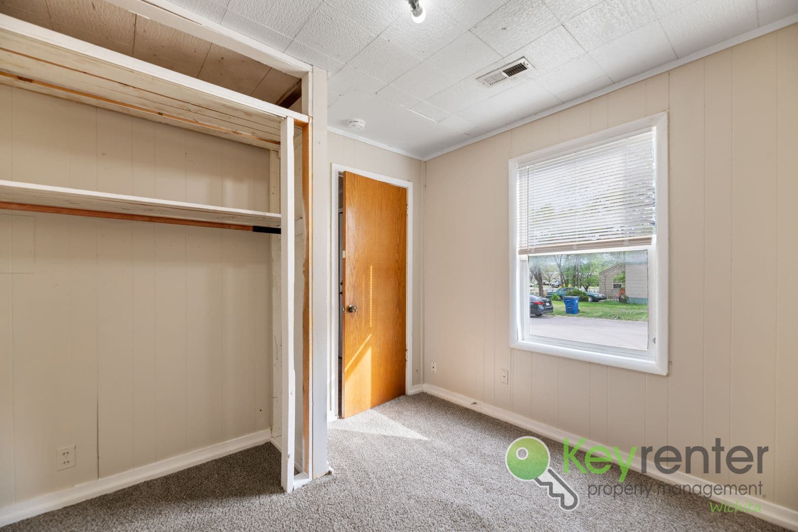 Wichita Apartment: 4301 E Whitney Ln