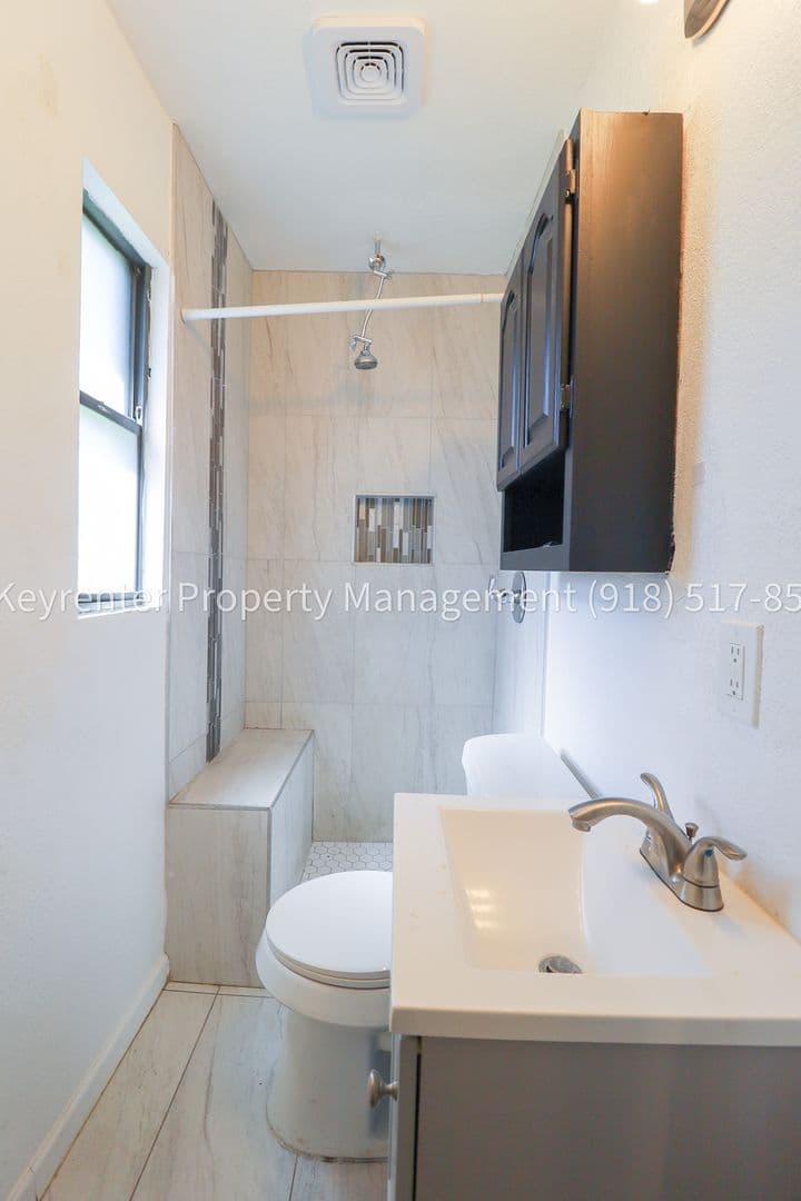 Tulsa Apartment: 732 N Victor Ave