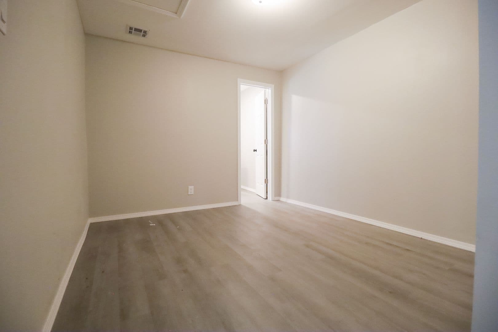 Tulsa House: 5939 E 4th Ter