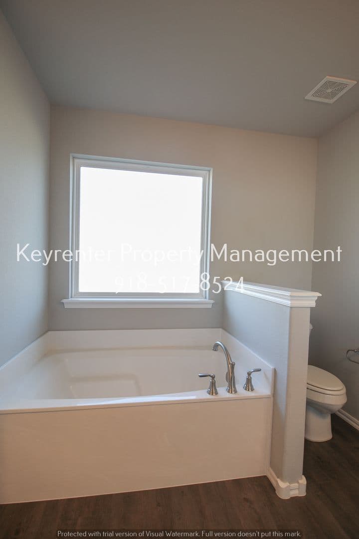 Sand Springs House: 5309 S Nassau Ave