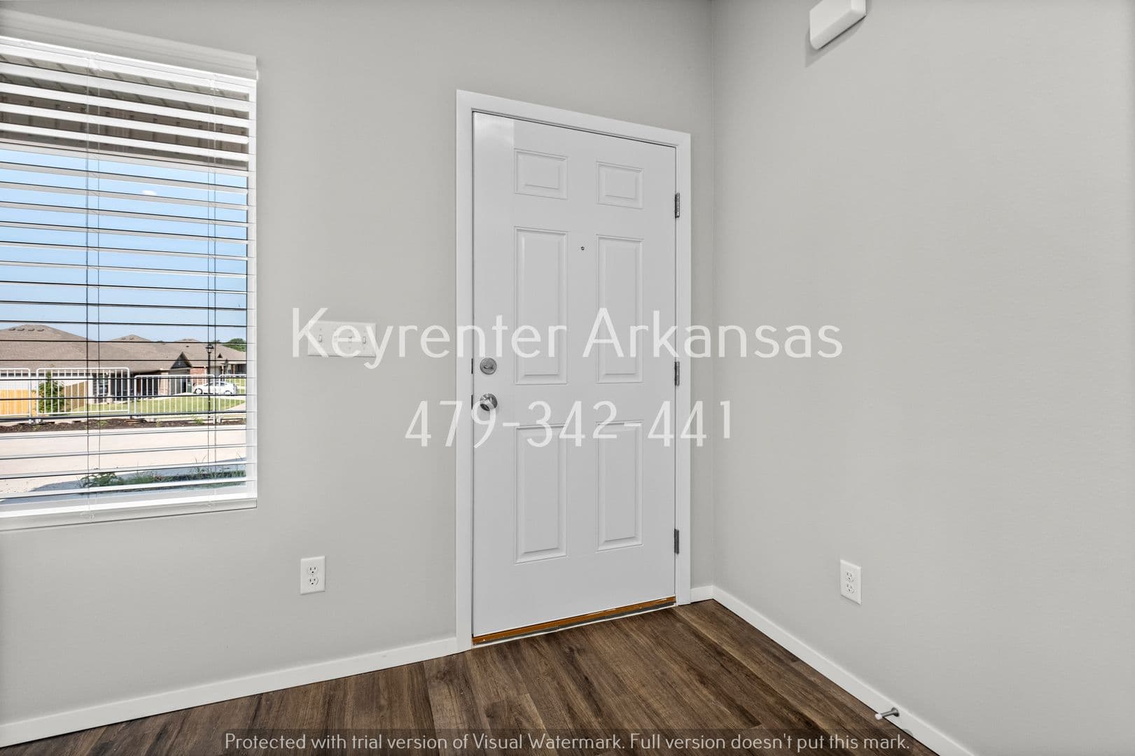 Fayetteville House: 2476 N Raven Ln
