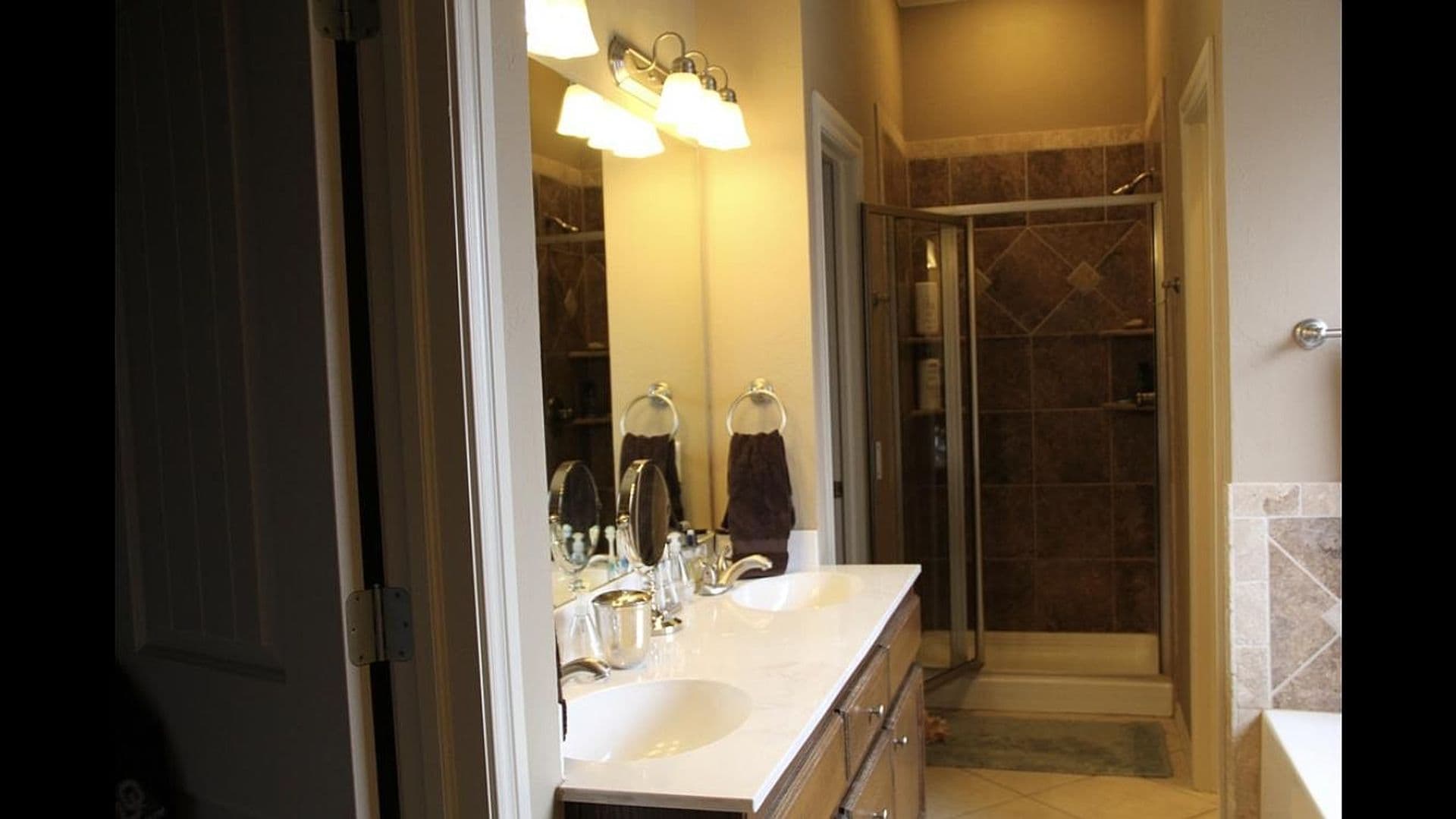 Edmond House: 2336 NW 157th Ter