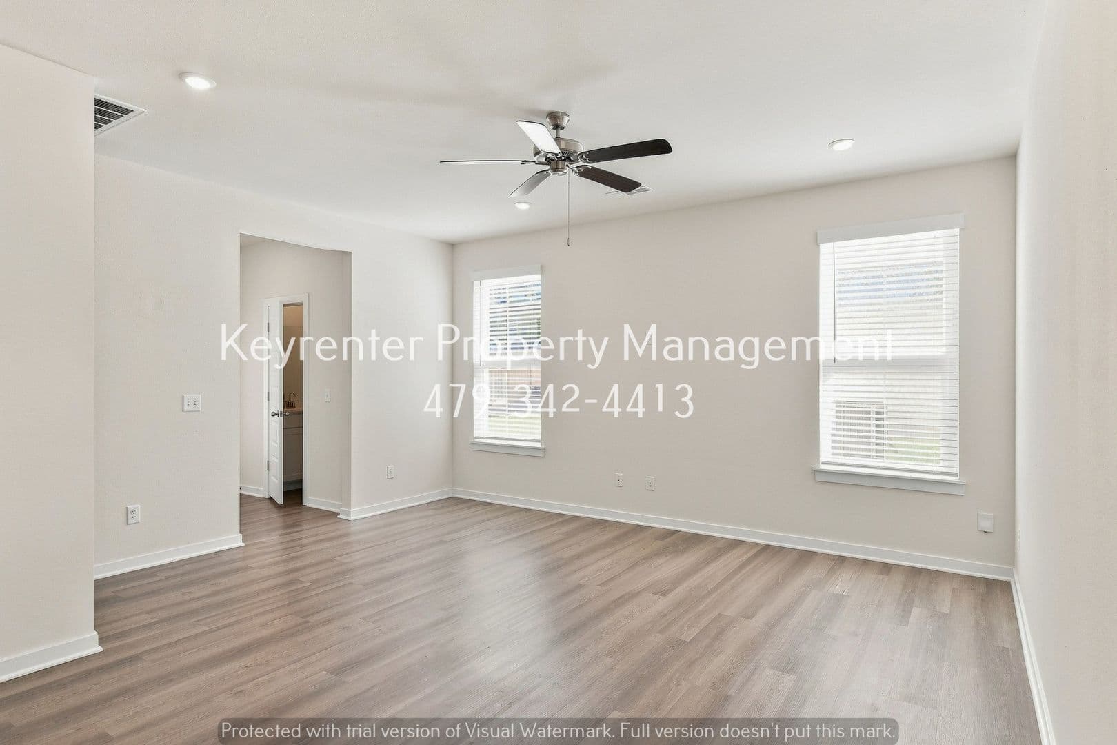 Fayetteville House: 4802 W Planetree St