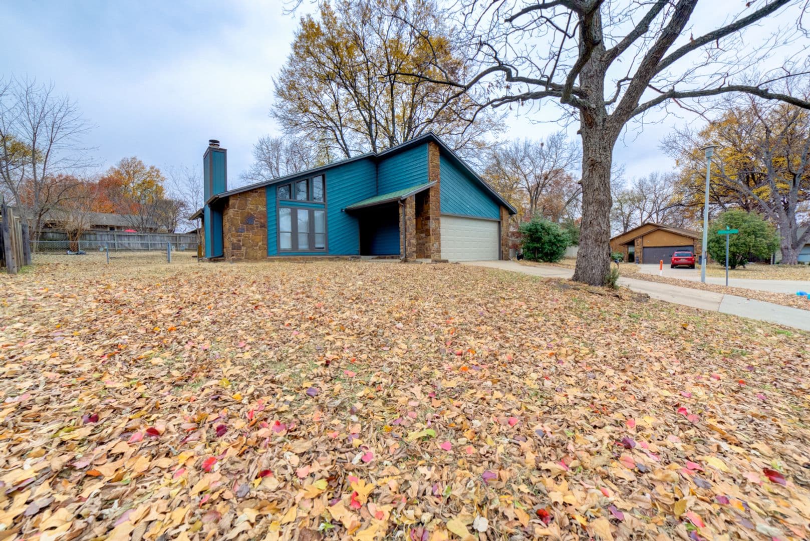 Tulsa House: 9302 S 90th E Ave