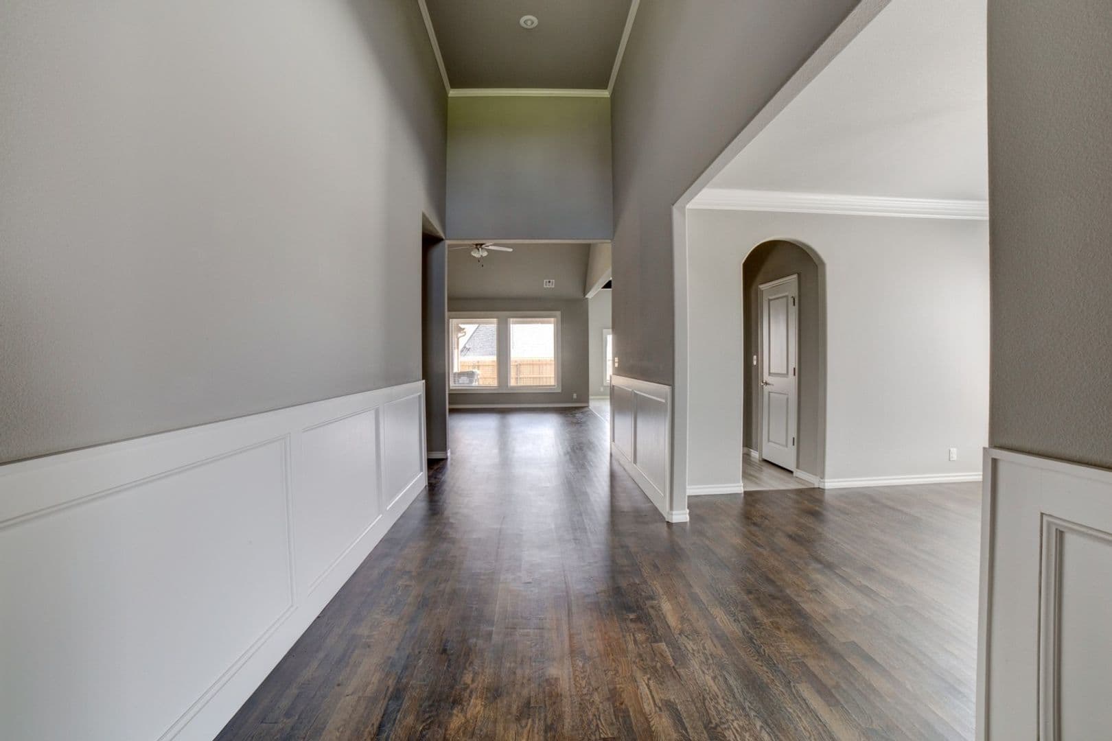 Jenks House: 424 E 129th Pl S