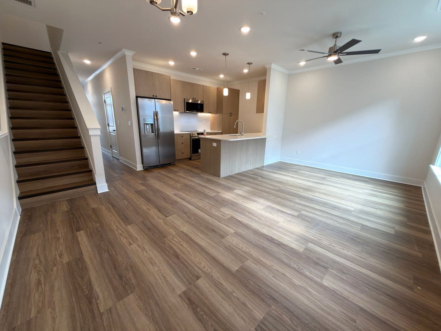 Rogers Townhome: 3608 W Persimmon St