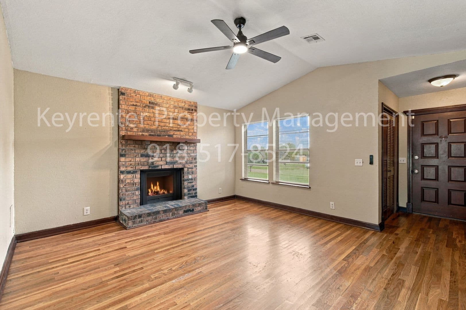 Broken Arrow House: 2505 E Princeton St