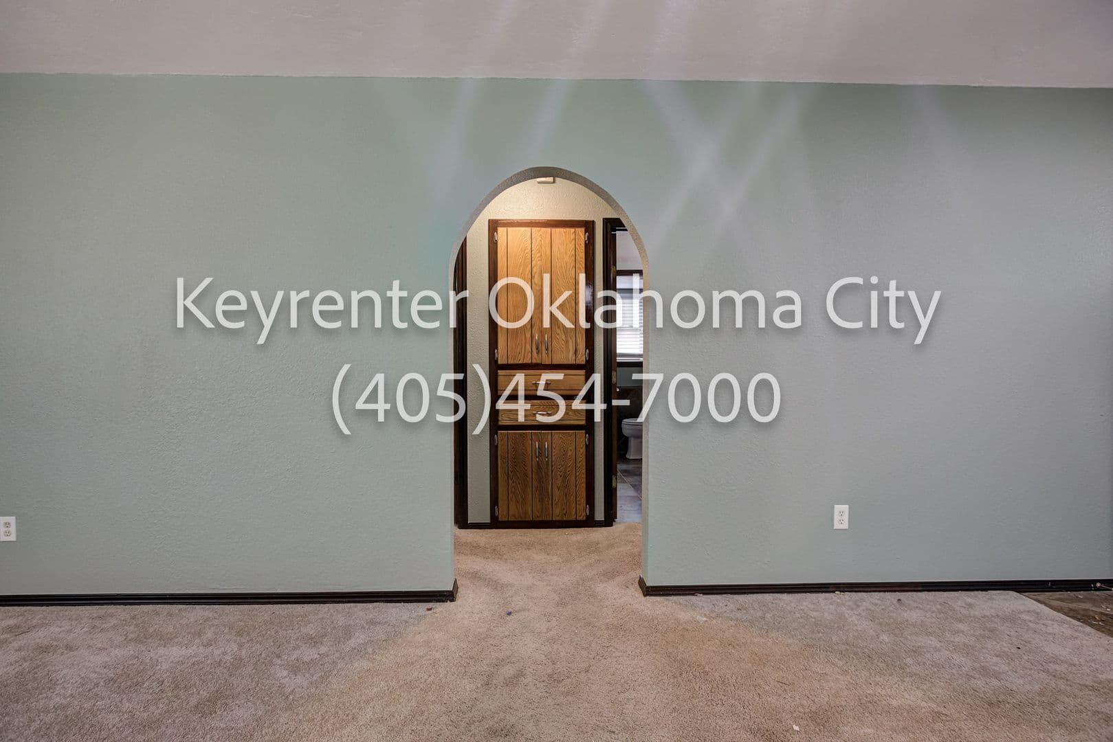 Oklahoma City House: 10912 N Blackwelder Ave